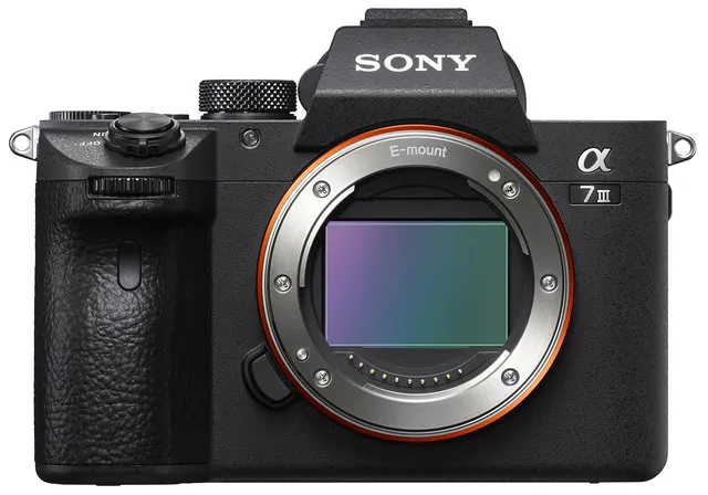 sony-alpha-7-iii-vollformat-systemkamera-ilce-7m3-mit-24-2-mp-exmor-r-sensor-0-0 image 1