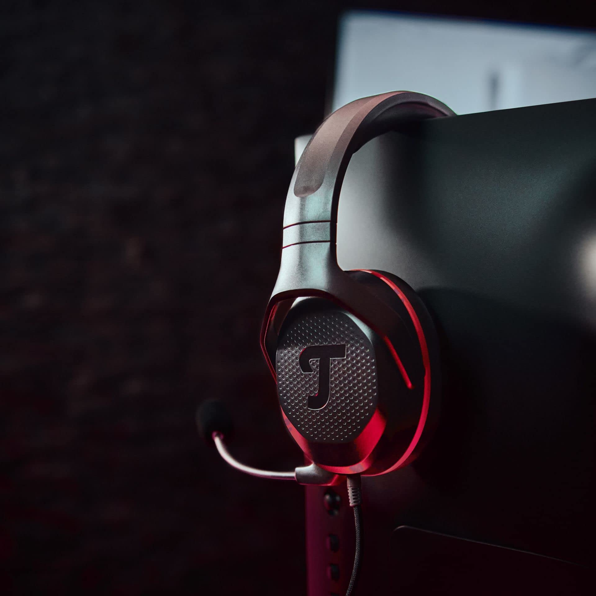 teufel-cage-one-kabelgebundenes-over-ear-gaming-headset-mit-mikrofon-geschlossen image 7