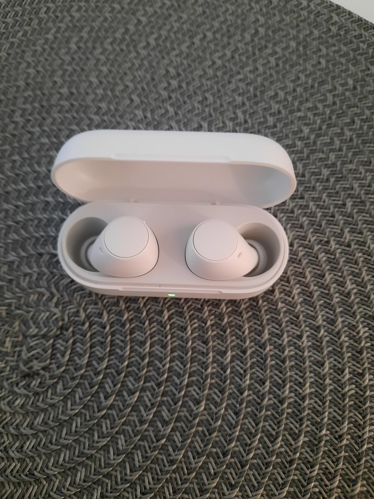 Solide, mit kleinen Schwächen
