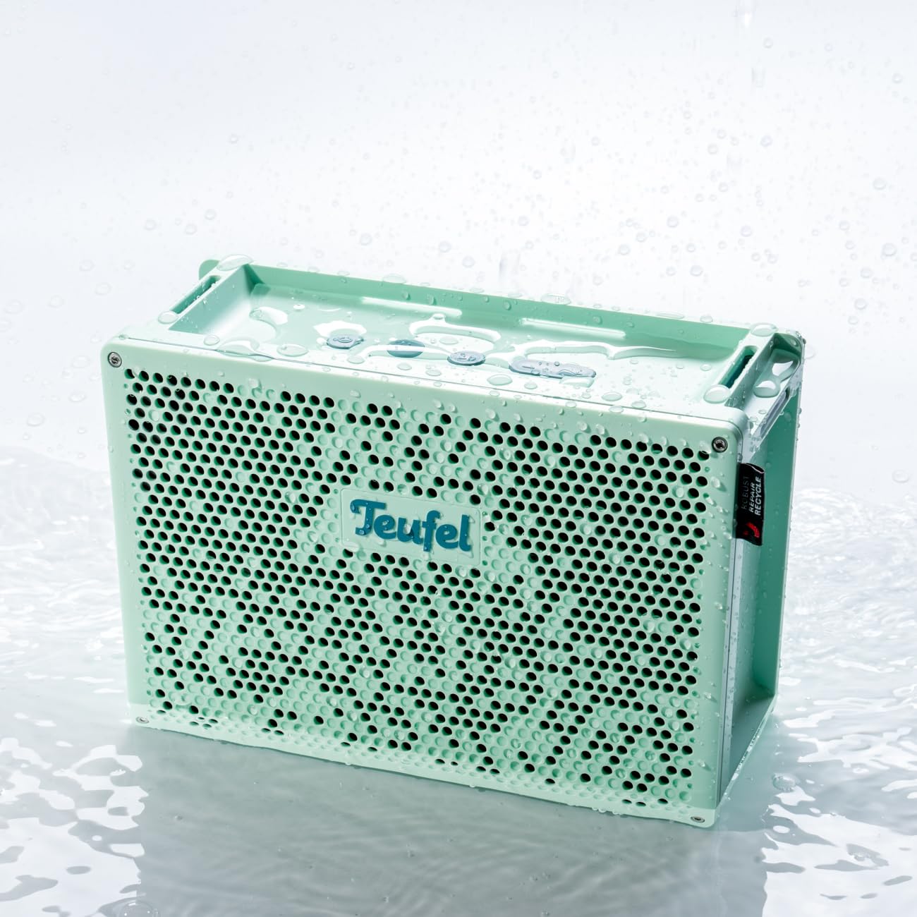 teufel-mynd-tragbarer-bluetooth-lautsprecher-ip67-2-1-system-42-h-akku-powerbank image 4