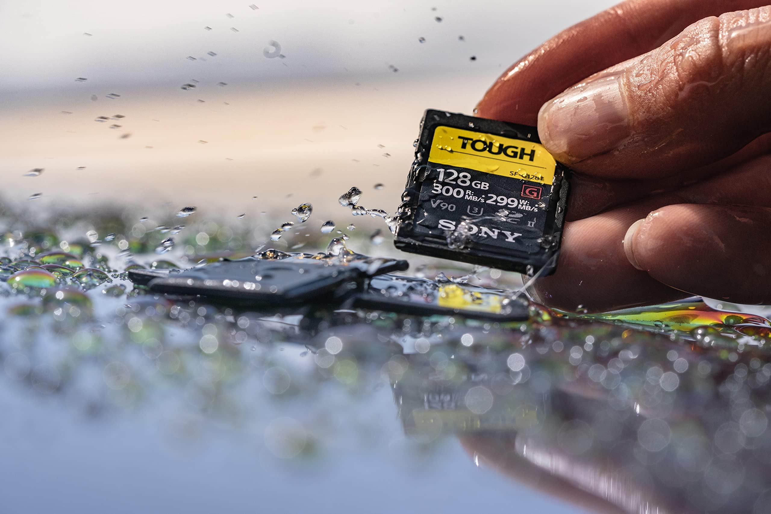 sony-sf-g256t-tough-serie-sdxc-speicherkarte-256-gb-uhs-ii-v90-299-mb-s-schreibe image 3