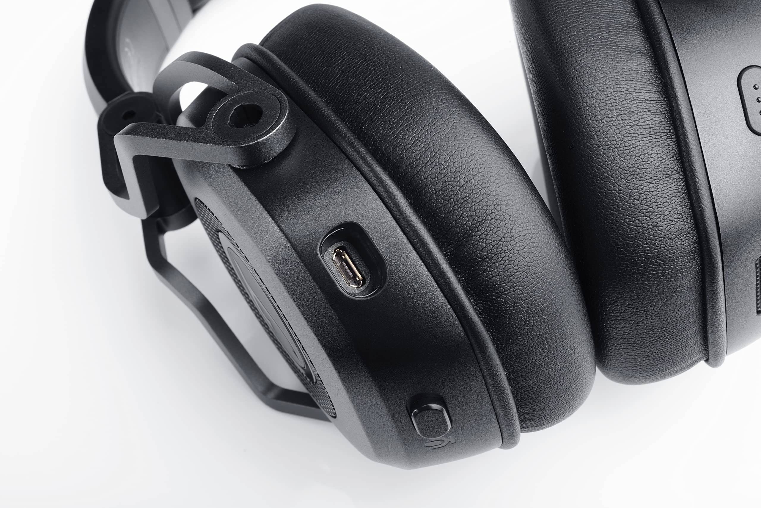 teufel-cage-gaming-headset-mit-usb-soundkarte-virtuellem-7-1-surround-sound-40-m image 5
