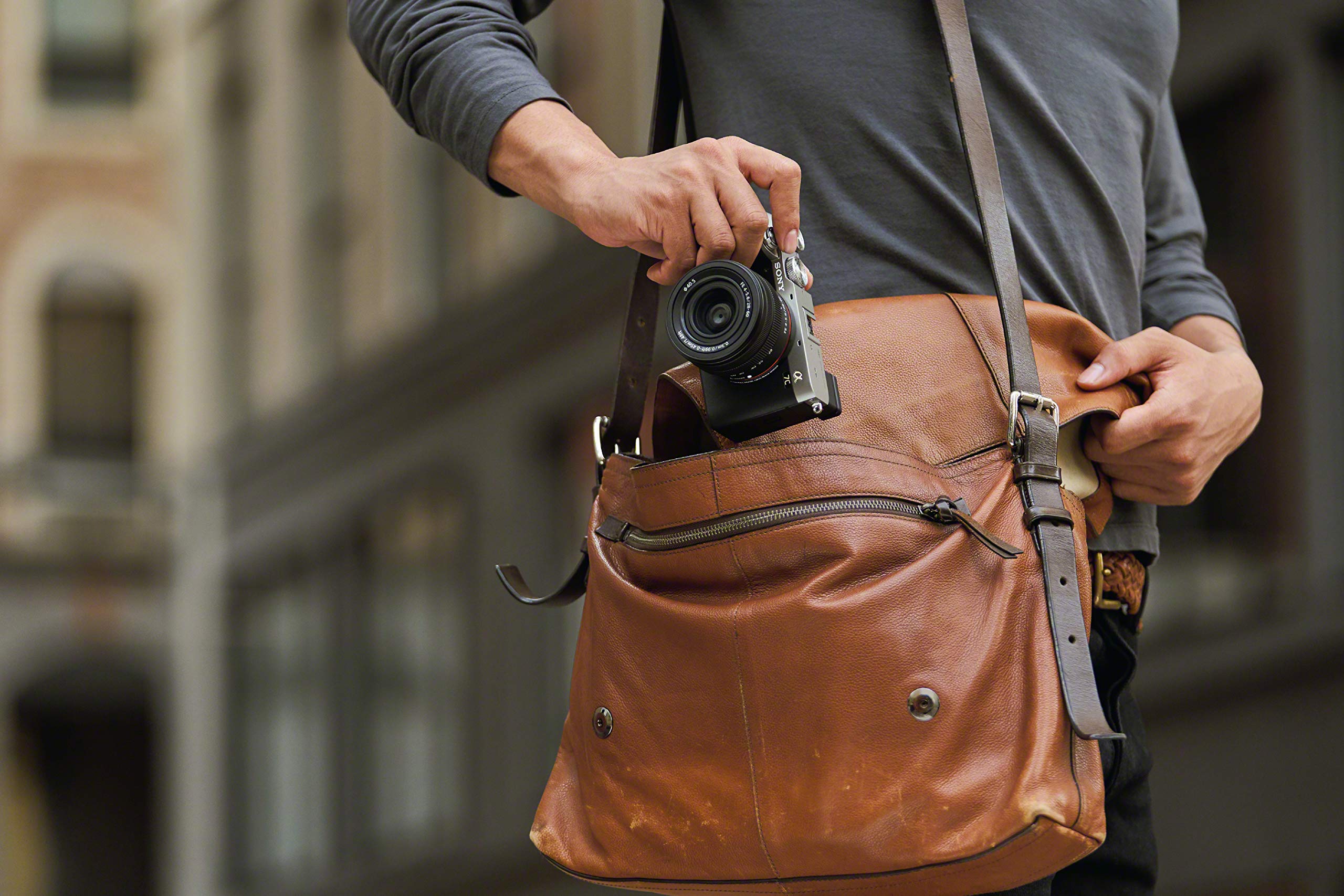 sony-alpha-7c-ilce-7c-spiegellose-e-mount-vollformatkamera-mit-24-2-mp-echtzeit- image 2