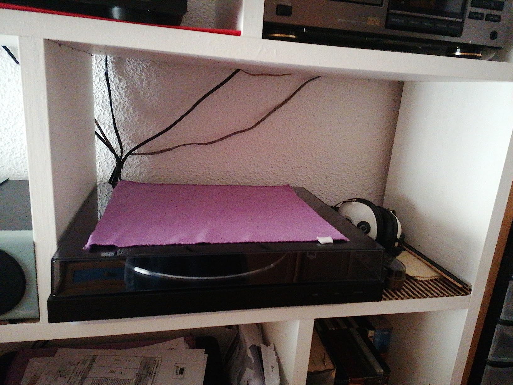 Okay, aber der Tonarm wackelt